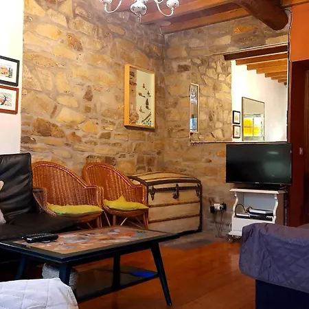 Holiday home Casa De Pineiro Y Spa Opcional De Santiago de Compostela